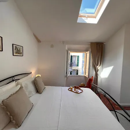 La Finestra Sul Molo - By Myhomeincomo Torno Exterior photo