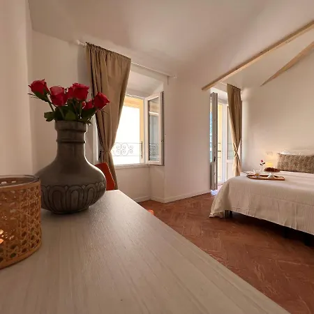 La Finestra Sul Molo - By Myhomeincomo Torno Exterior photo