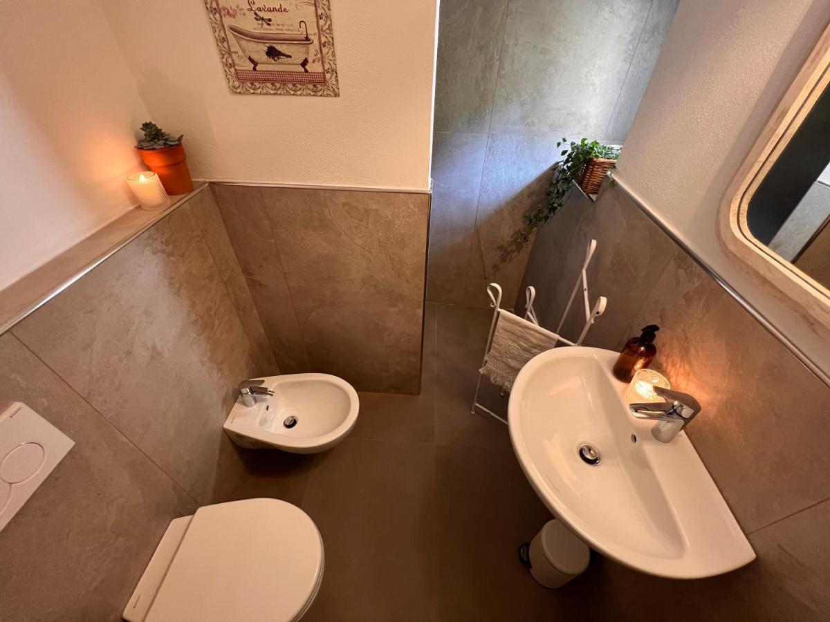 Holiday home La Finestra Sul Molo - By Myhomeincomo *